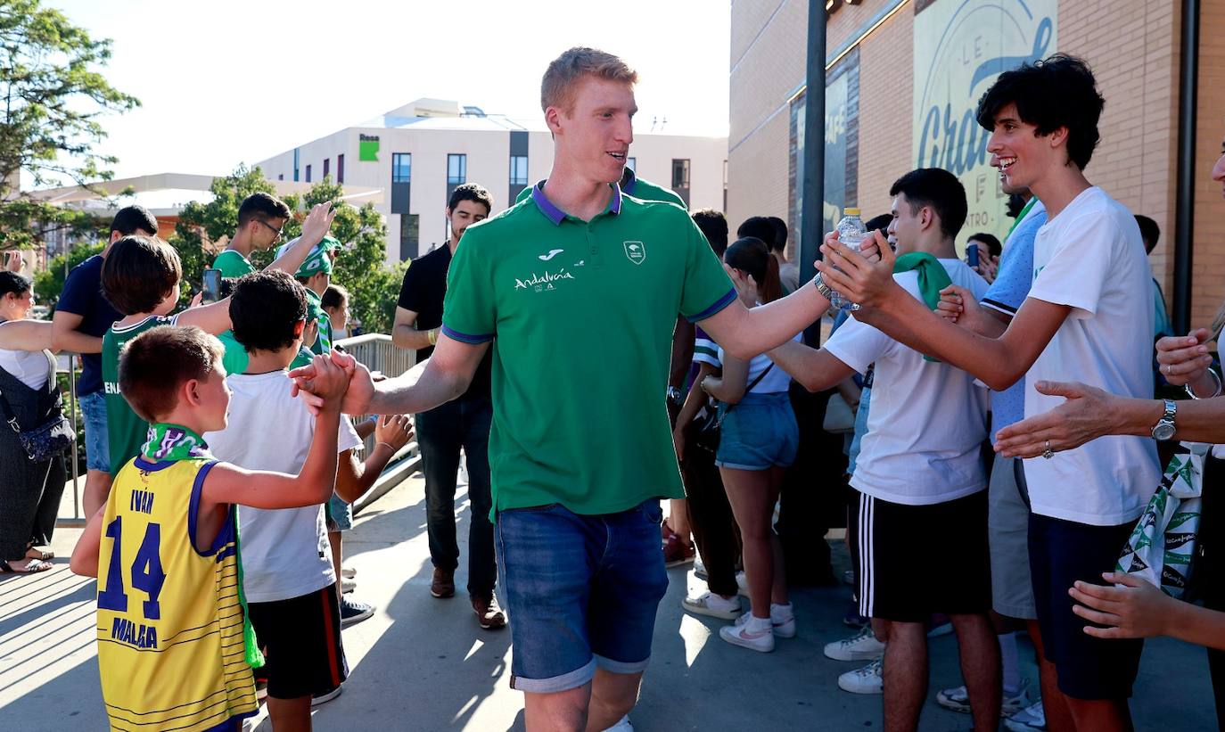 El Unicaja se despide de sus aficionados en Le Grand Café