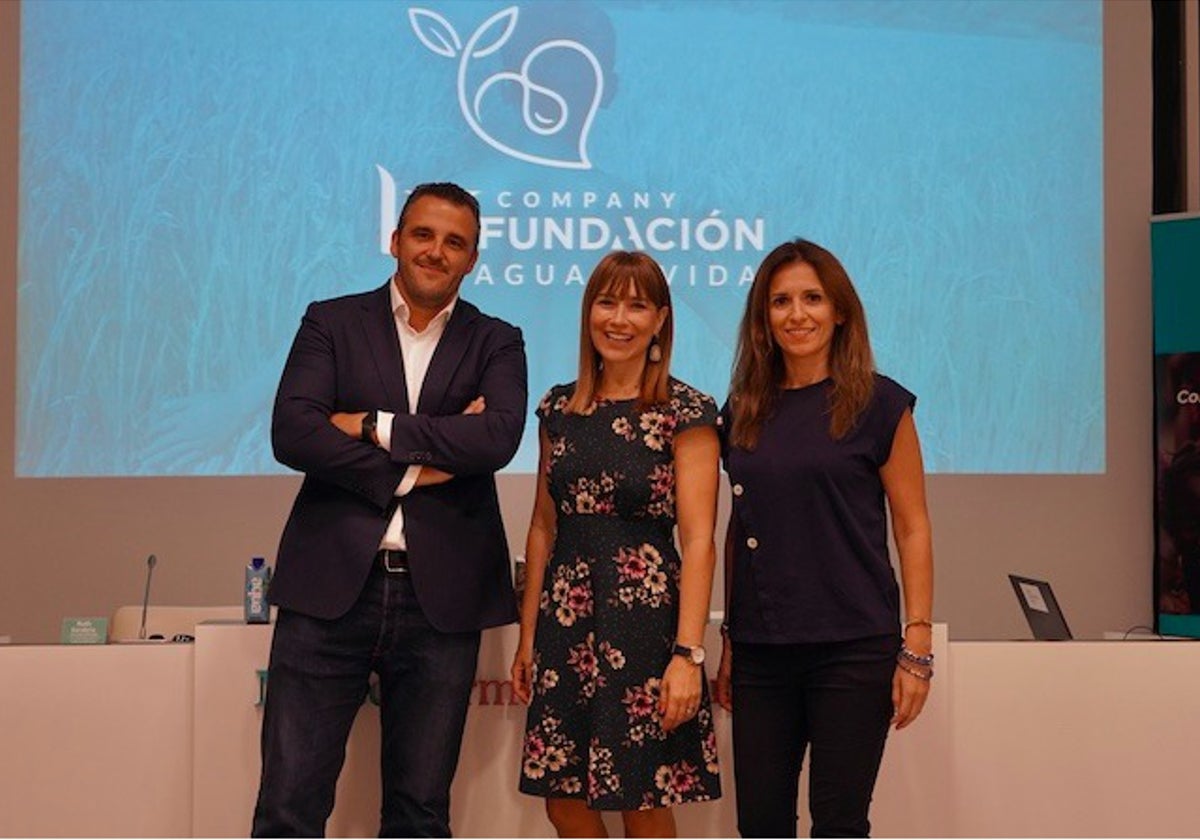 Curro Rodríguez, Ruth Sarabia y Ana Ramón, en la presentación de la fundación.