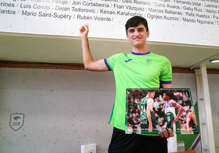 Rubén Vicente muestra su nombre entre los canteranos debutantes.