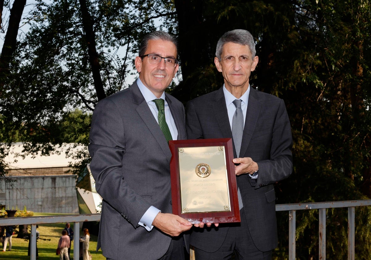 El director general de la Fundación, Sergio Corral, y el presidente de la misma, José Manuel Domínguez.