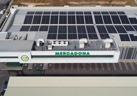 Mercadona prevé invertir más de 12 millones en energía fotovoltaica en Andalucía