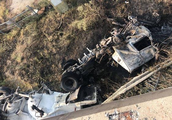 Imagen del camión implicado en el accidente mortal de este jueves.