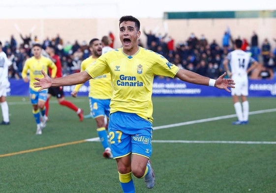 Ale García tras marcar su gol en Vélez, en la pasada edición de la Copa del Rey.