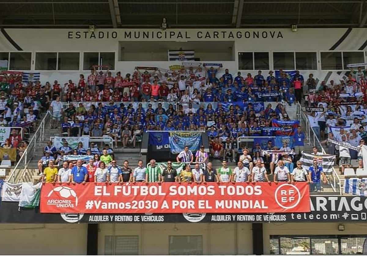 La Federación de Peñas Malaguistas, presente en el congreso nacional anual, en Cartagena
