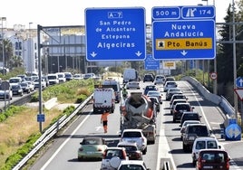 La autovía de la Costa sufrirá cortes de tráfico de madrugada para arreglar el firme.