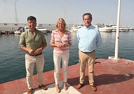 López, Muñoz y Merino, tras la reunión en las oficinas del Puerto Deportivo.