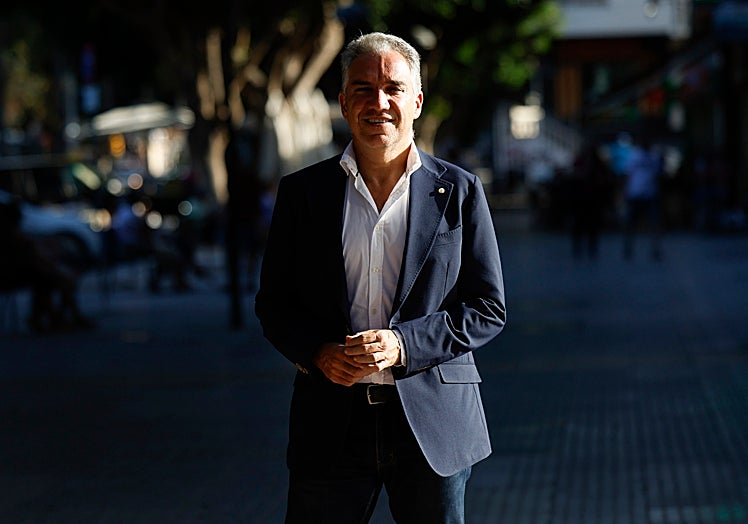 Bendodo encabeza por primera vez una lista electoral.