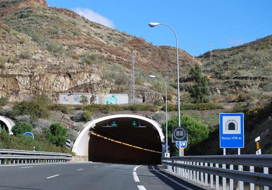 Cortes de carriles en la A-7 en toda la provincia por obras de mejora