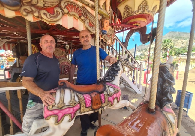 Juan Manuel Gómez y Juan Francisco Carmona, en una de las atracciones.