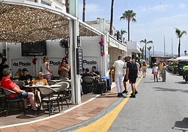 Terraza en Puerto Banús.