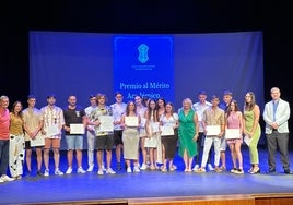 Acto de entrega de los premios en el Centro Cultural Villa de Nerja.