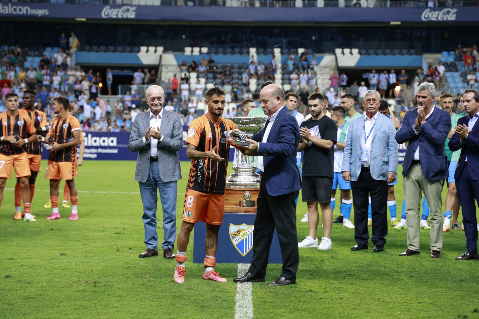 El Málaga y el Antequera disputan el Trofeo Costa del Sol