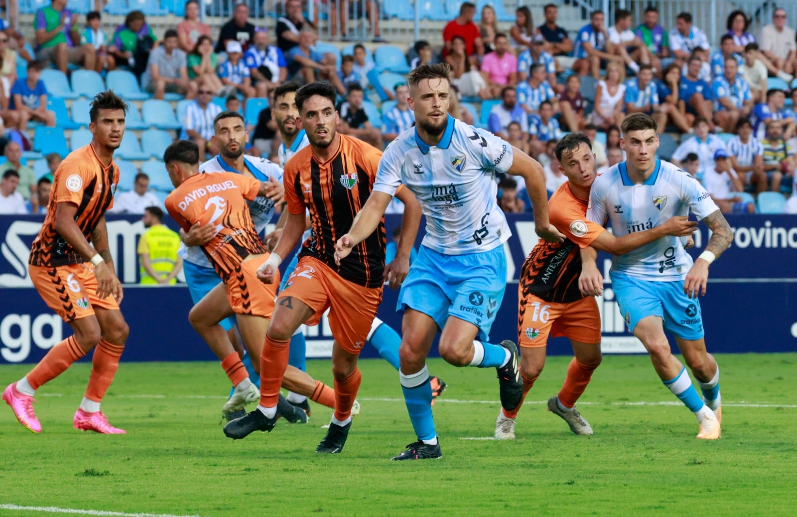 El Málaga y el Antequera disputan el Trofeo Costa del Sol