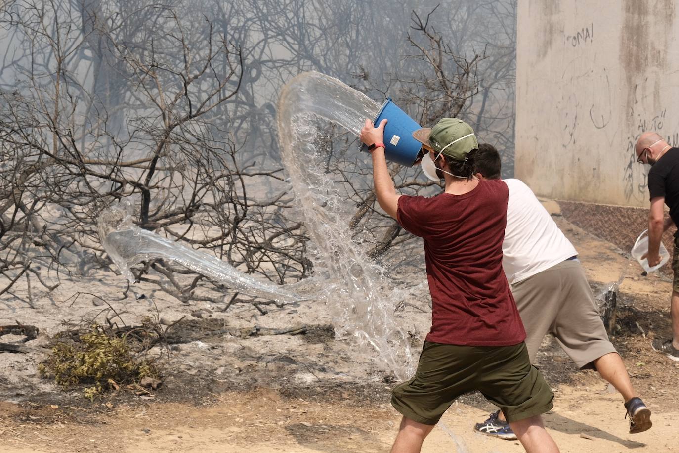 Activado el nivel 1 de alerta por un incendio forestal en Cádiz