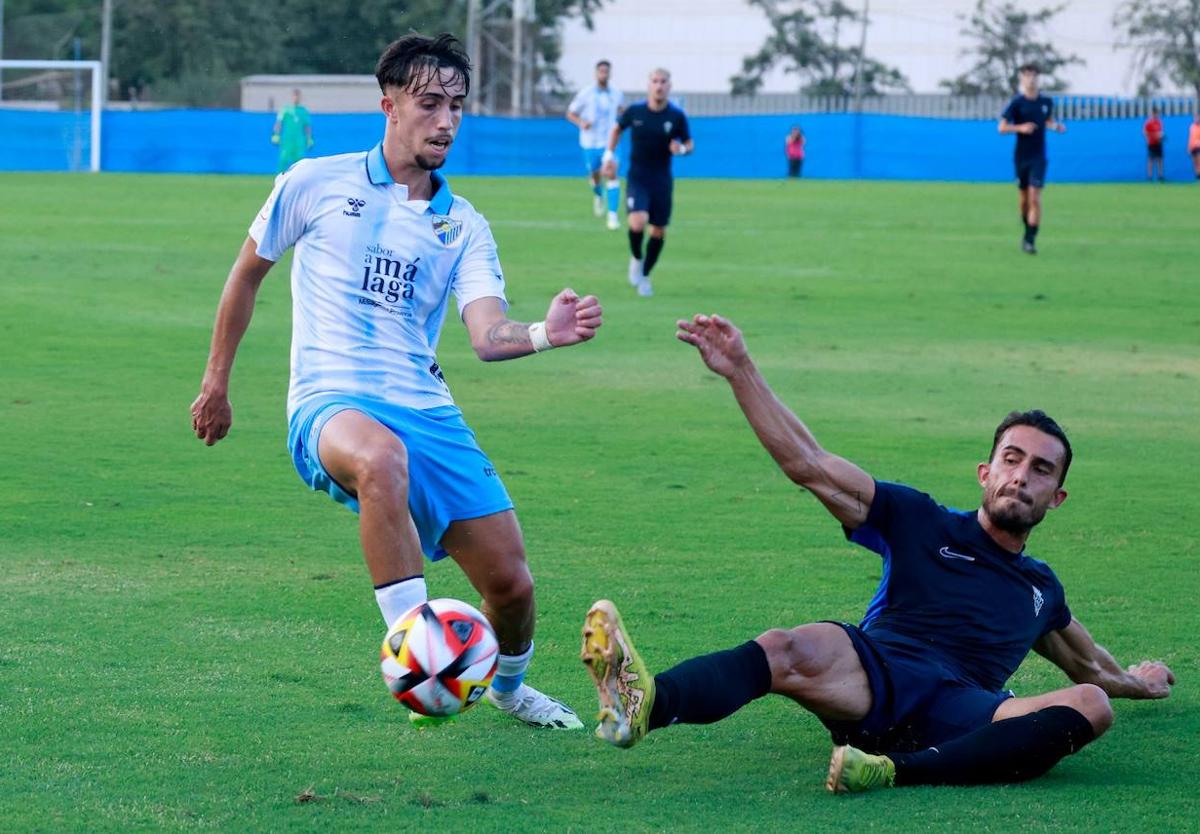 El Málaga-San Fernando de pretemporada, en imágenes