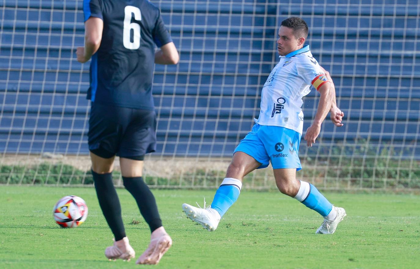 El Málaga-San Fernando de pretemporada, en imágenes