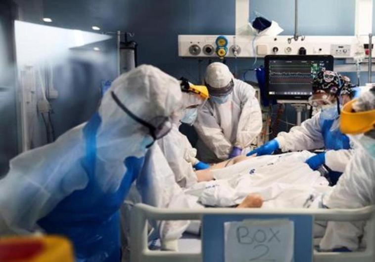 Así es Eris, la nueva variante de coronavirus de la que alerta la OMS