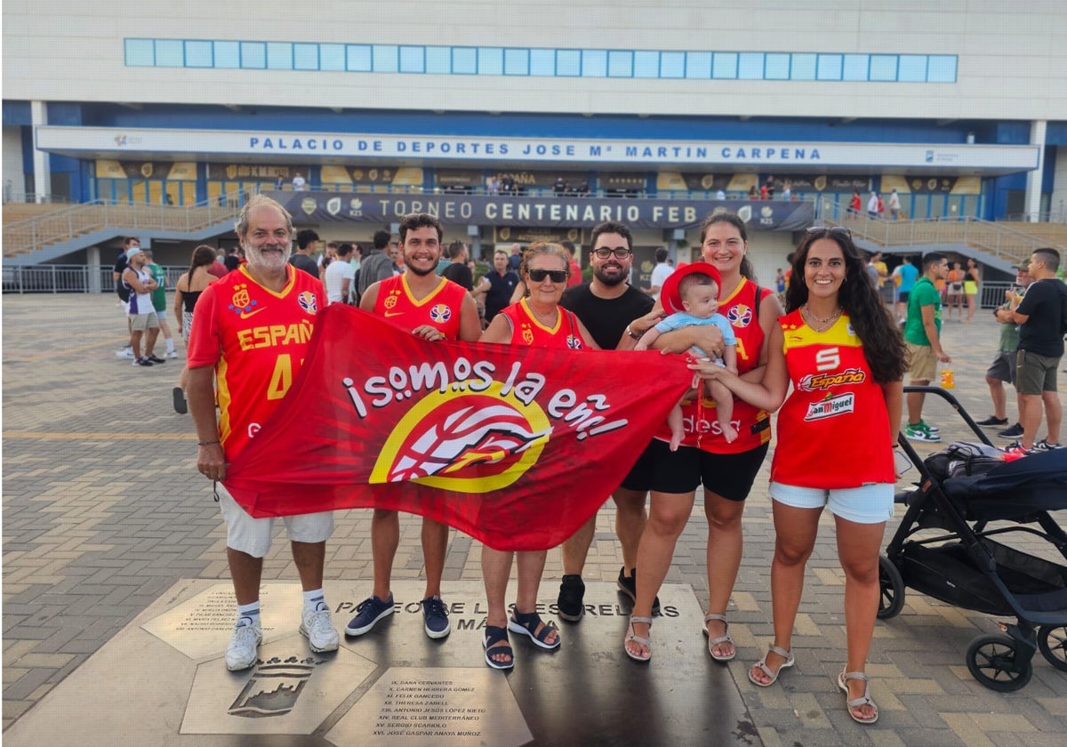 Un Martín Carpena deslumbrante festeja el regreso de España a Málaga