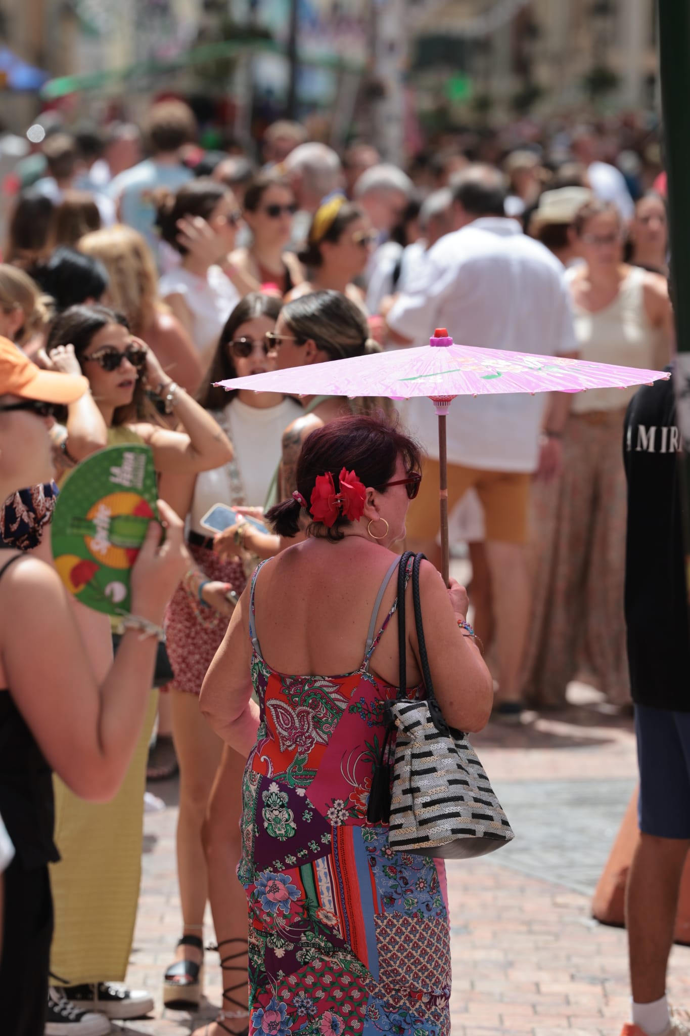 Las mejores imágenes del martes festivo en la Feria de Málaga