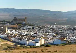 Investigan el hallazgo de los cadáveres de una mujer y un hombre en una vivienda de Osuna