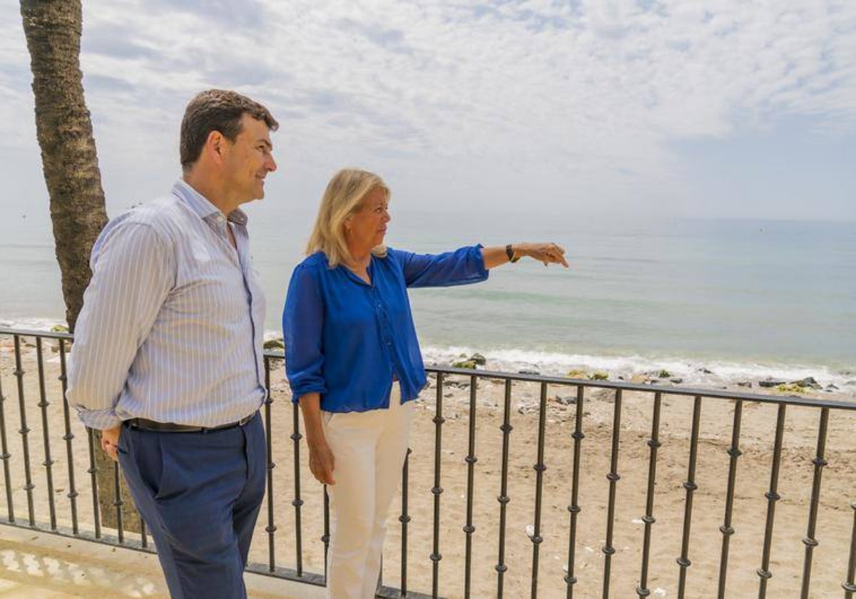 Vanessa Ortiz de Zárate sustituye a Cristobal Garre como concejal de Nueva Andalucía