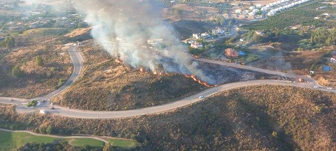 Controlado el incendio forestal de Mijas