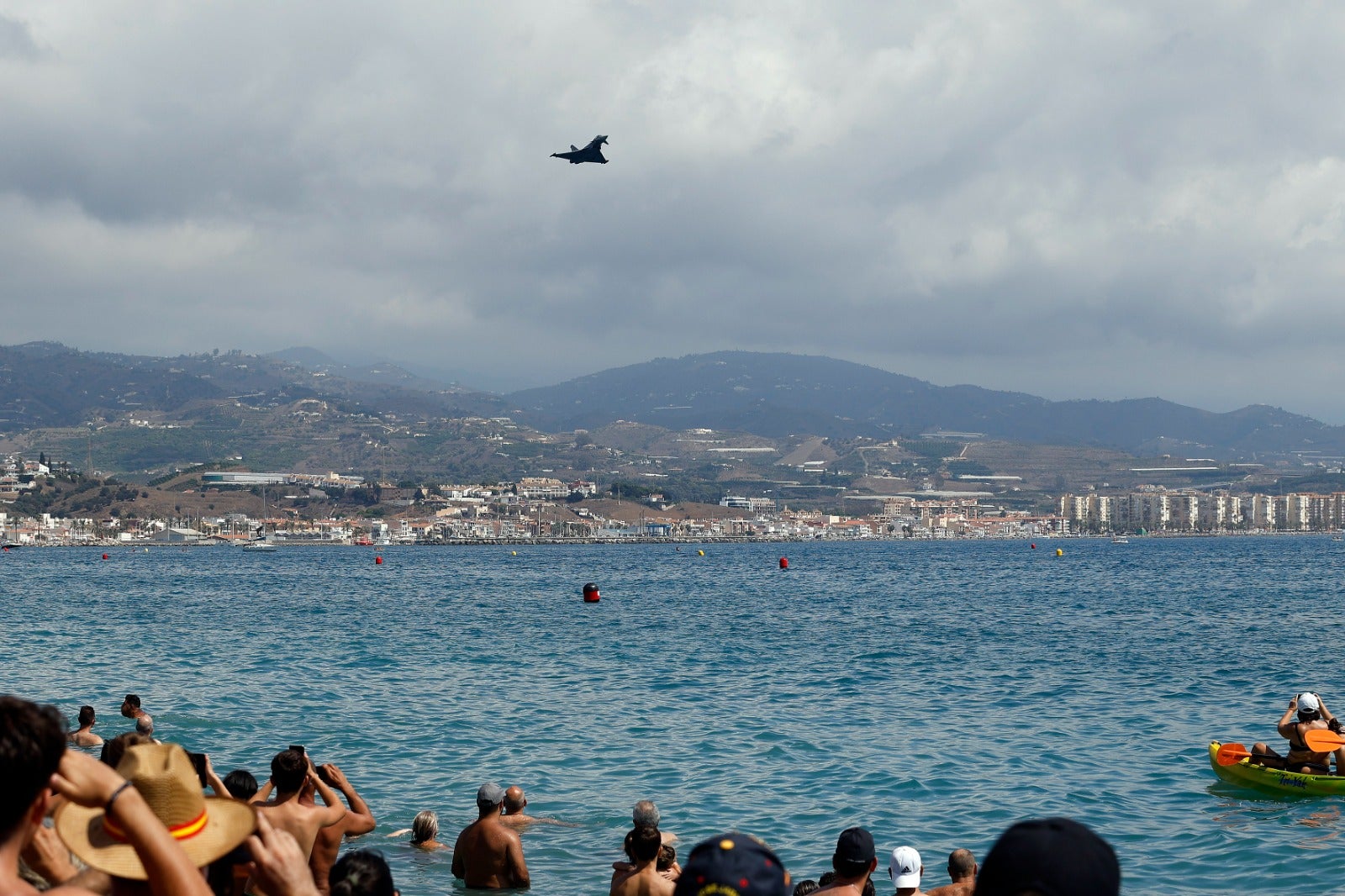 Un espectáculo de altos vuelos en Torre del Mar