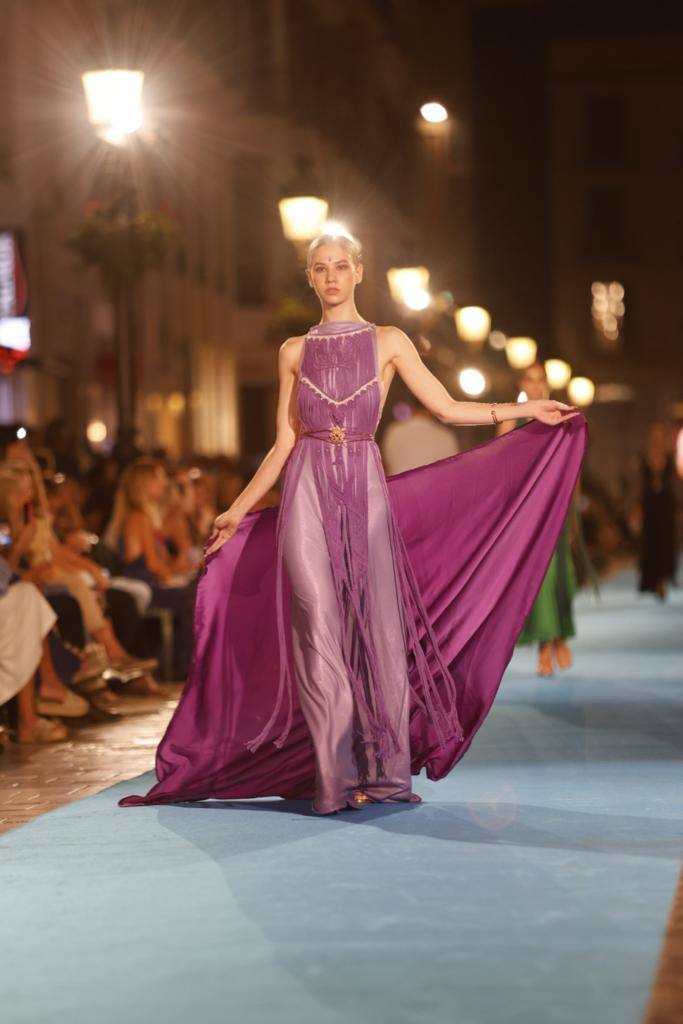 Pasarela Larios 2023: desfile de Romina Brunelli