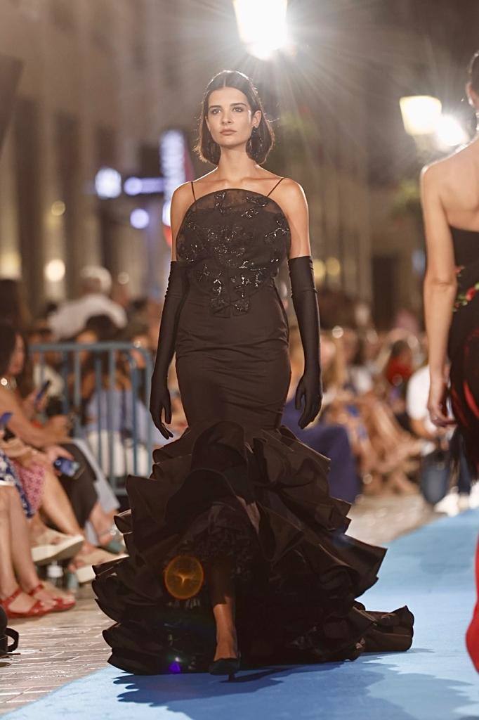 Pasarela Larios 2023: desfile de Lina Sevilla