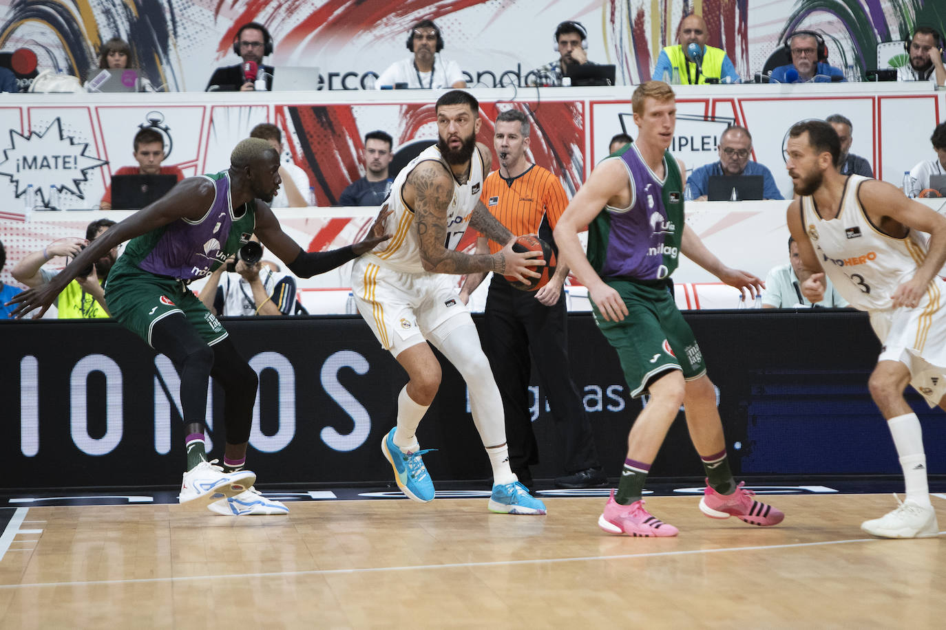Final de la Supercopa Endesa: el Unicaja-Real Madrid, en imágenes