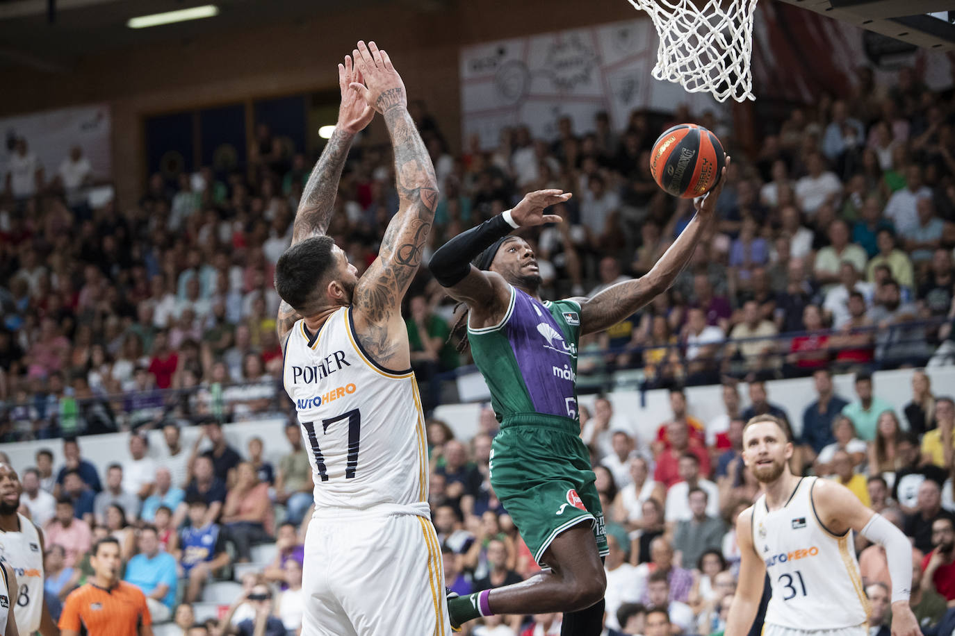 Final de la Supercopa Endesa: el Unicaja-Real Madrid, en imágenes