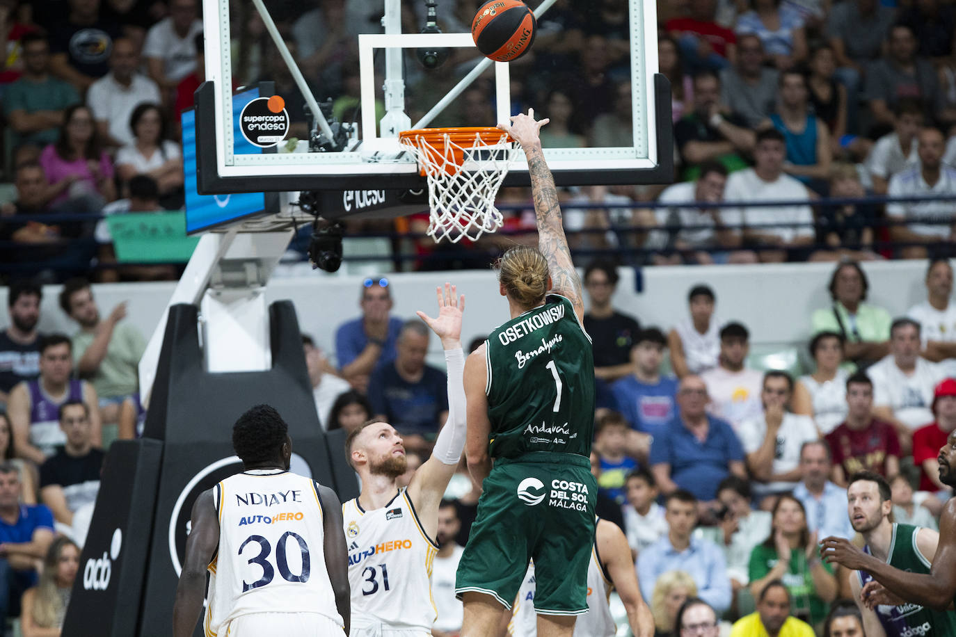 Final de la Supercopa Endesa: el Unicaja-Real Madrid, en imágenes