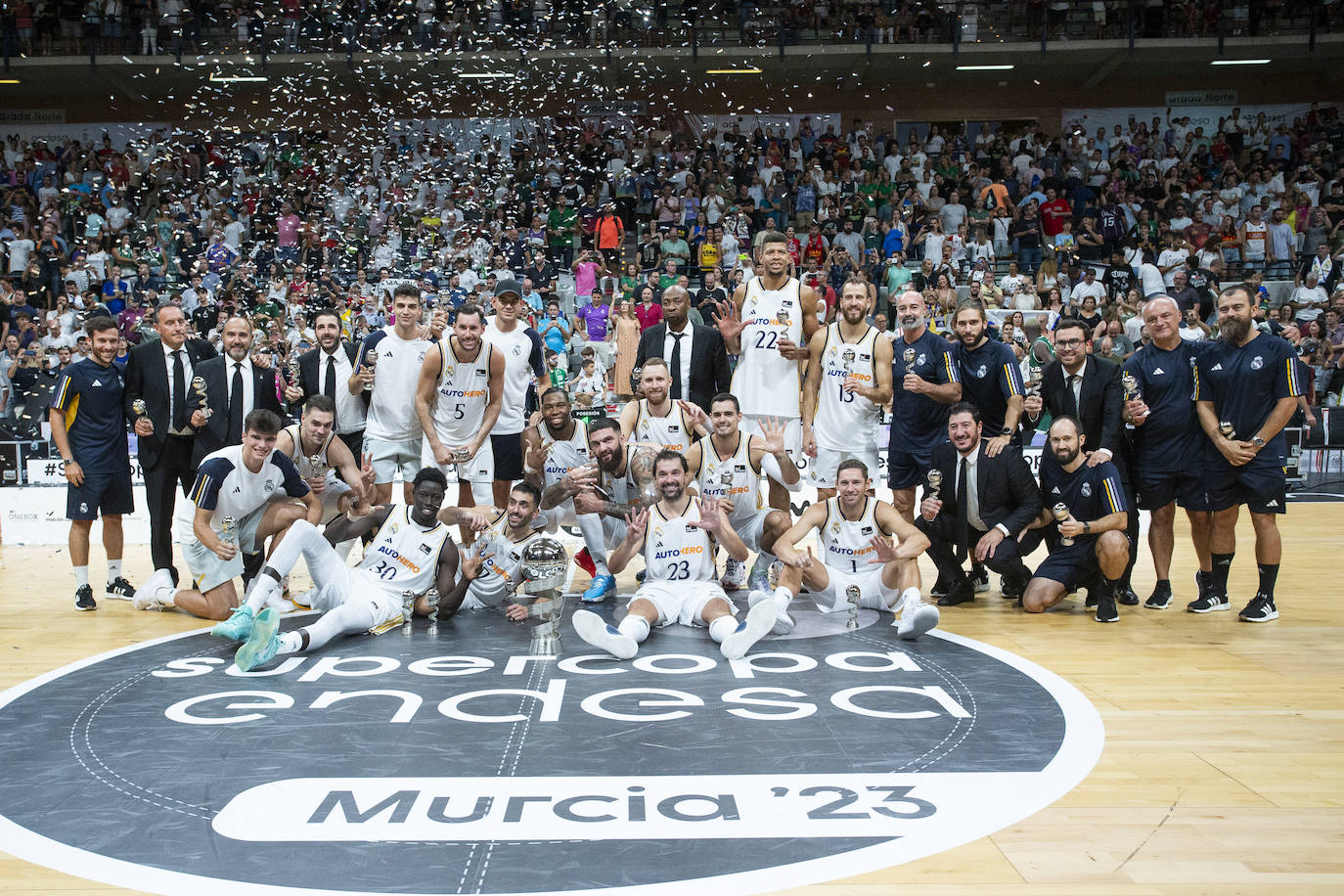 Final de la Supercopa Endesa: el Unicaja-Real Madrid, en imágenes