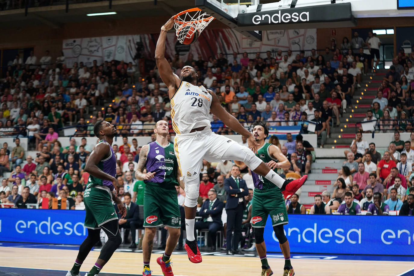 Final de la Supercopa Endesa: el Unicaja-Real Madrid, en imágenes