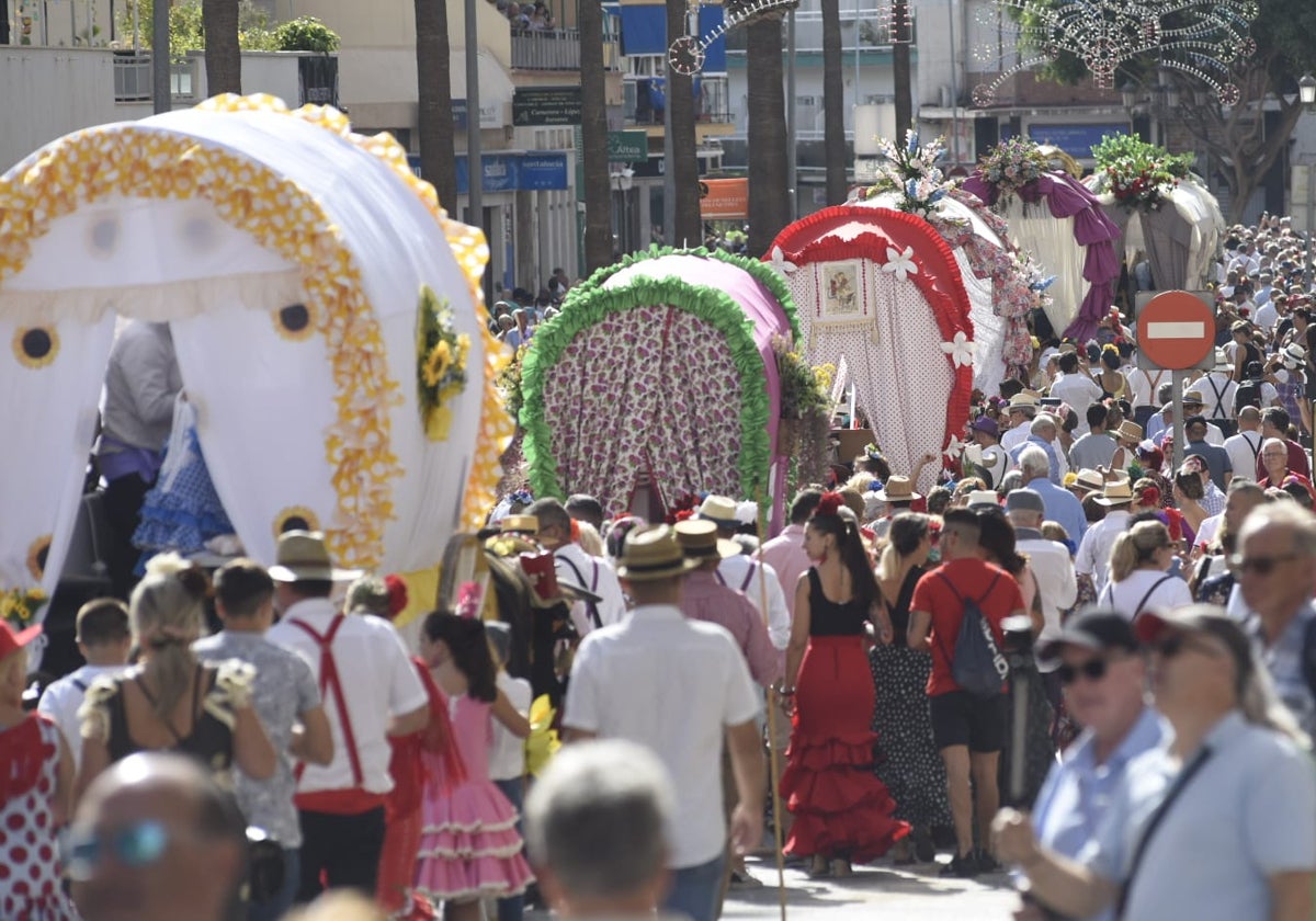 Carretas en una edición anterior de la romería de Torremolinos.