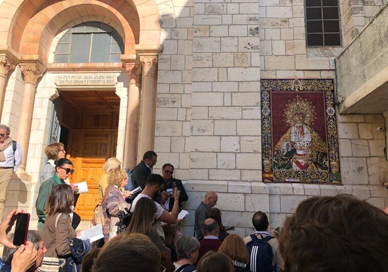 La vía dolorosa de Jerusalén contará con un nuevo mosaico de la Virgen de la Esperanza y otro del Nazareno del Paso