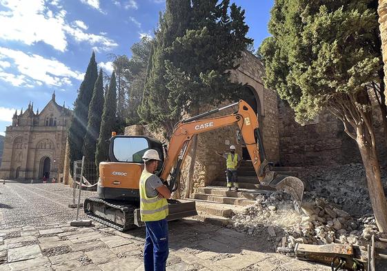 Las obras han comenzado esta semana en el entorno del Arco de los Gigantes