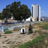 Primeros trabajos para un 'puente-plaza' en el Guadalmedina: así se coserá la herida del río