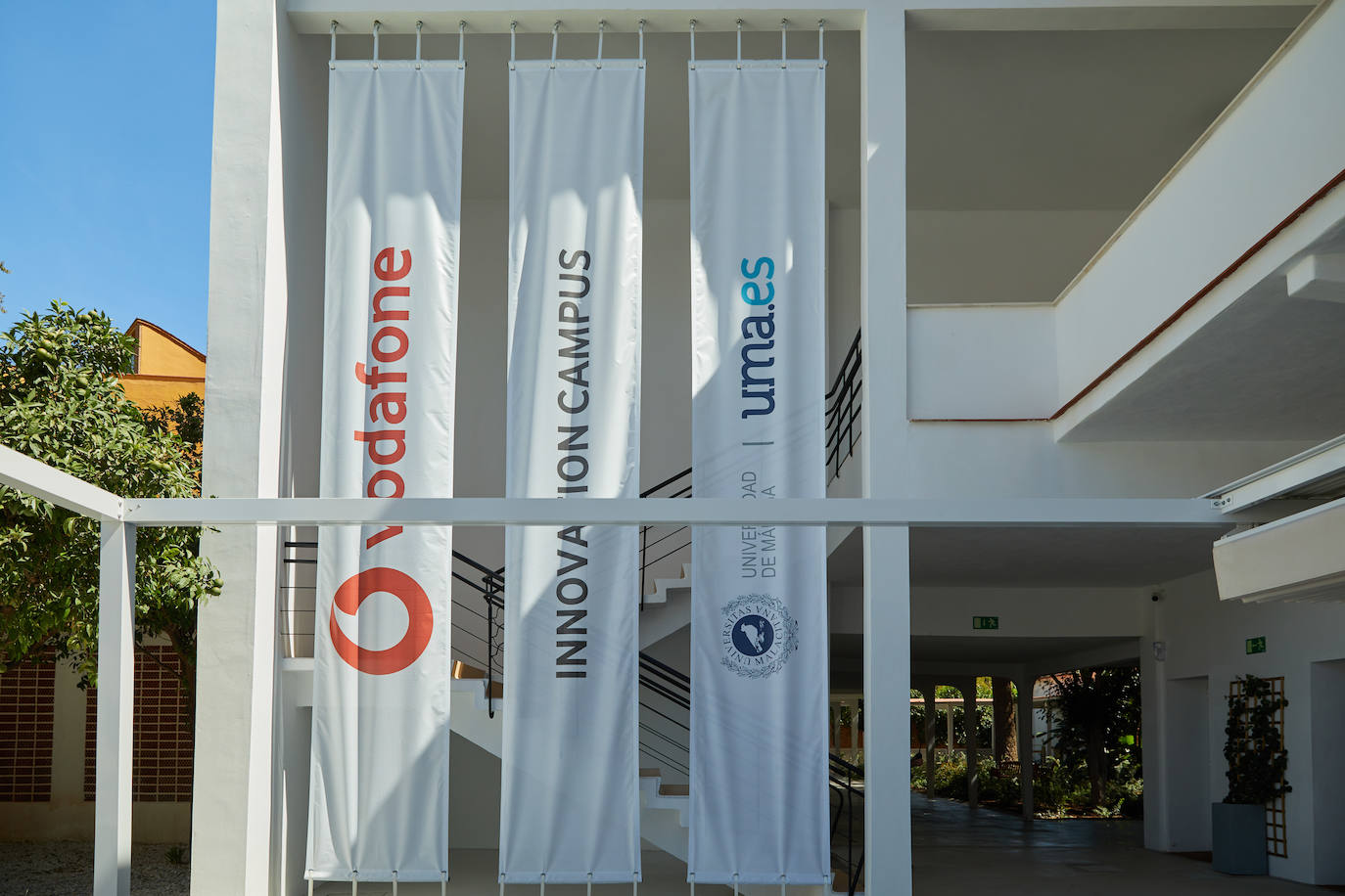 Inauguración del campus de innovación de Vodafone compartido con la UMA en Málaga