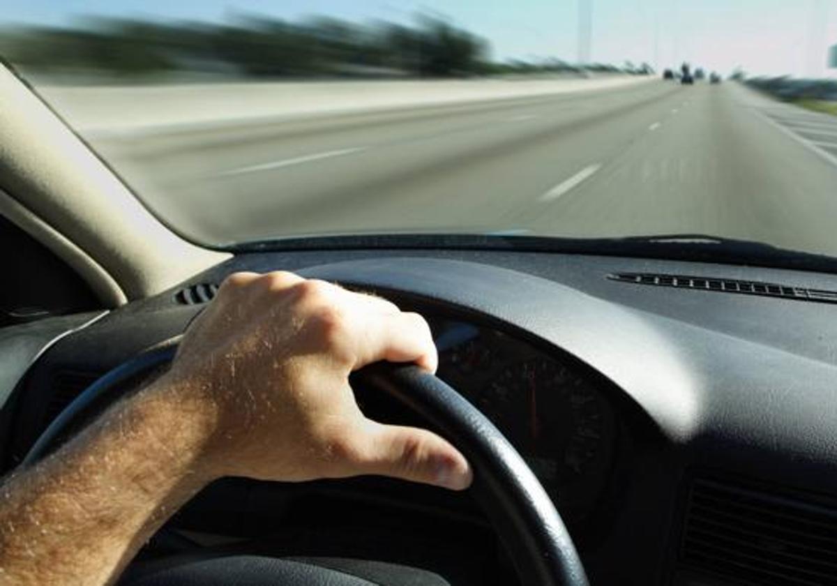 La DGT alerta del peligroso 'efecto túnel': qué es y cuándo afecta al volante