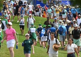 Aficionados de 21 países ponen color al campo de Finca Cortesín en esta icónica Solheim Cup