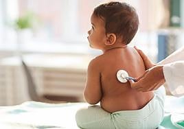 Andalucía comienza este lunes a inmunizar frente al Virus Respiratorio Sincitial, principal causante de la bronquiolitis