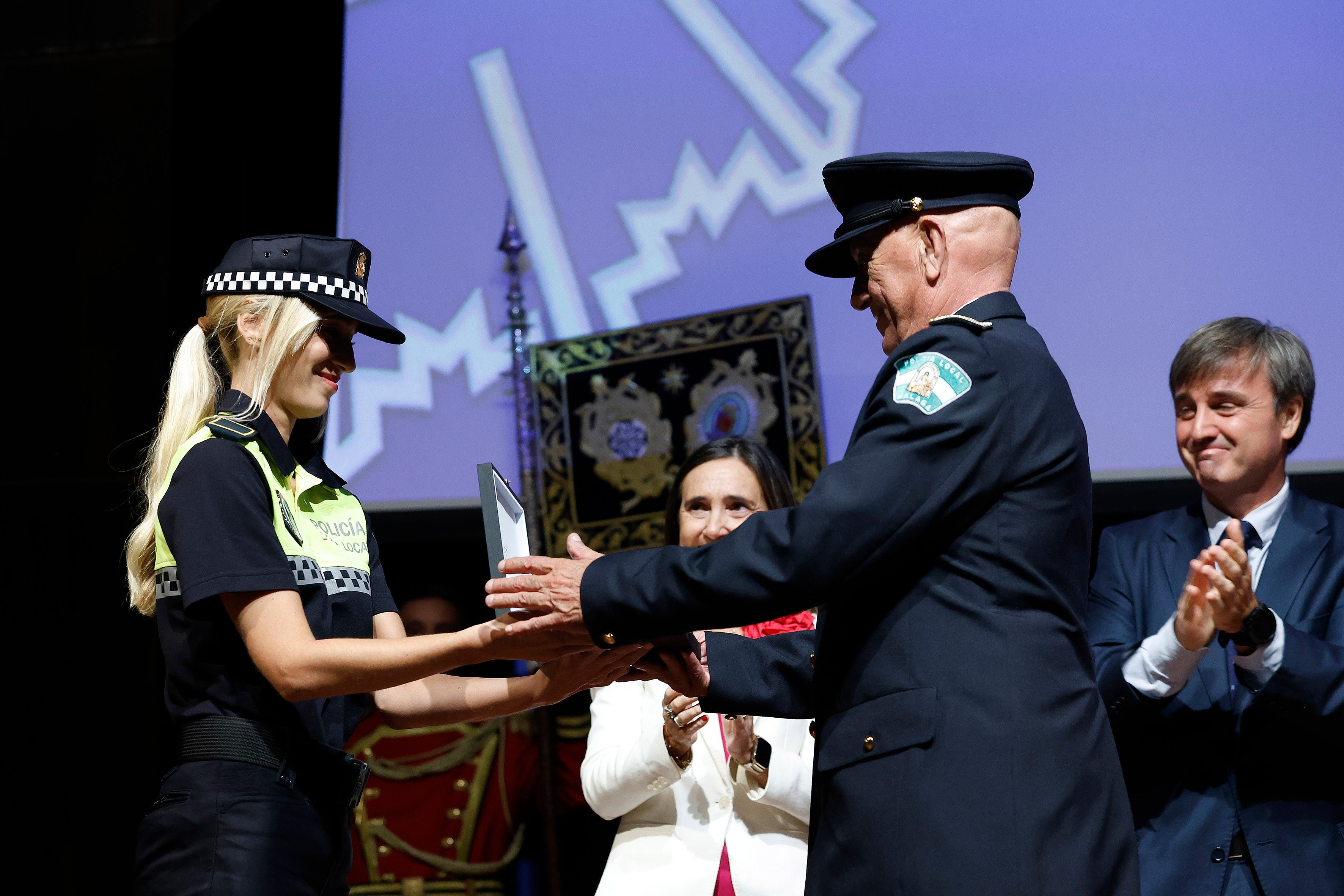 Reconocimiento a la Policía Local de Málaga