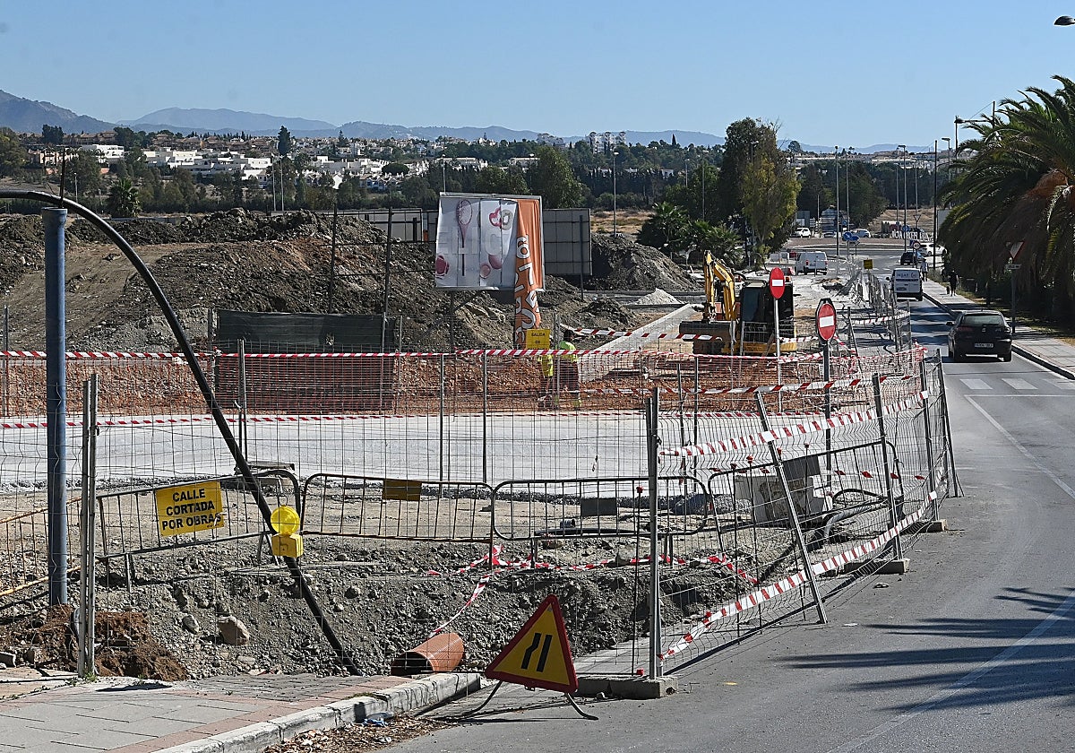 Obras en avenida Oriental.