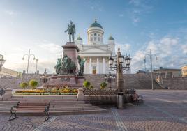 Catedral de Helsinki, en la plaza del Senado.