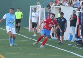 Tercera RFEF: Torre del Mar-Rincón, derbi entre dos necesitados