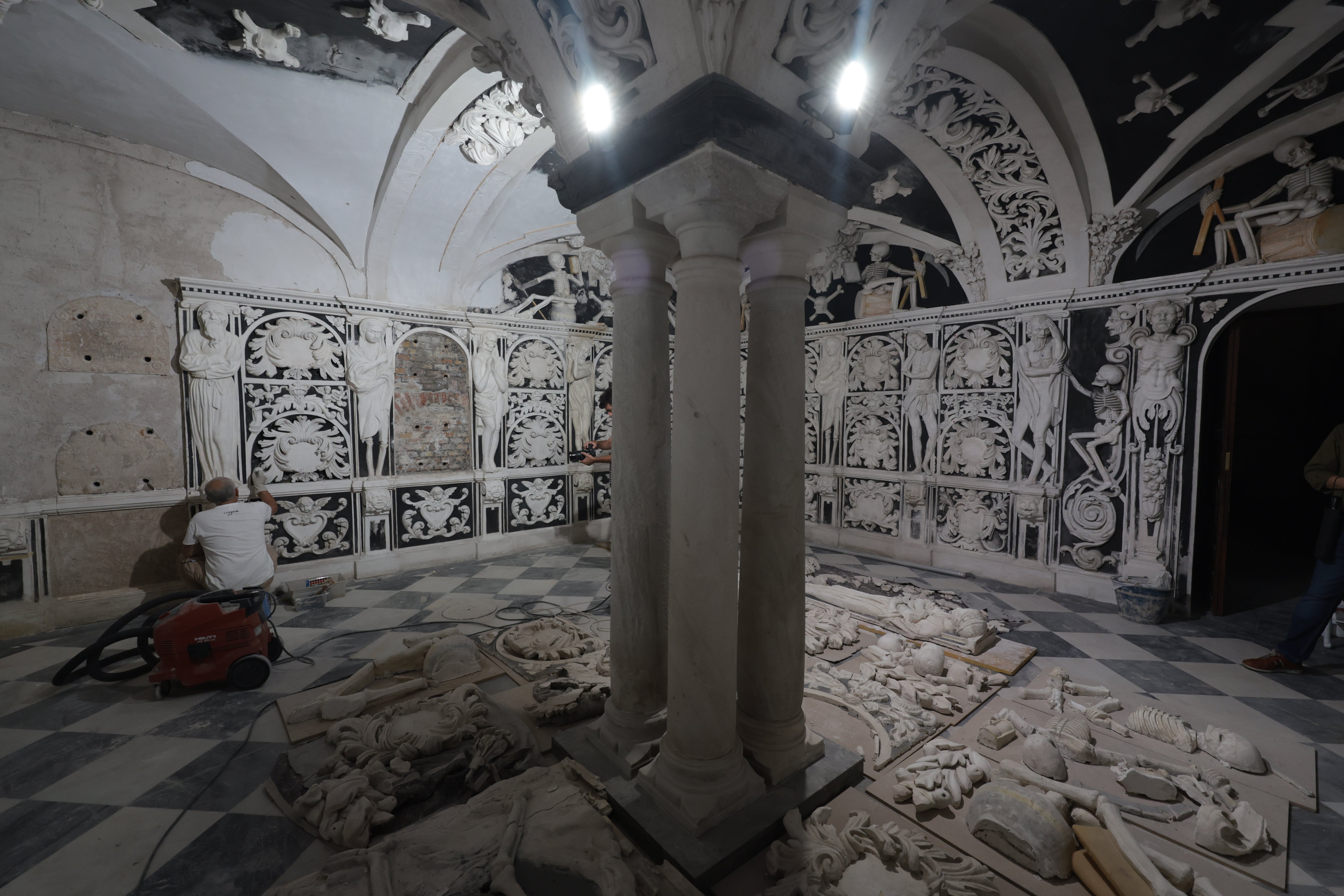 Restauración de la cripta del santuario de la Victoria