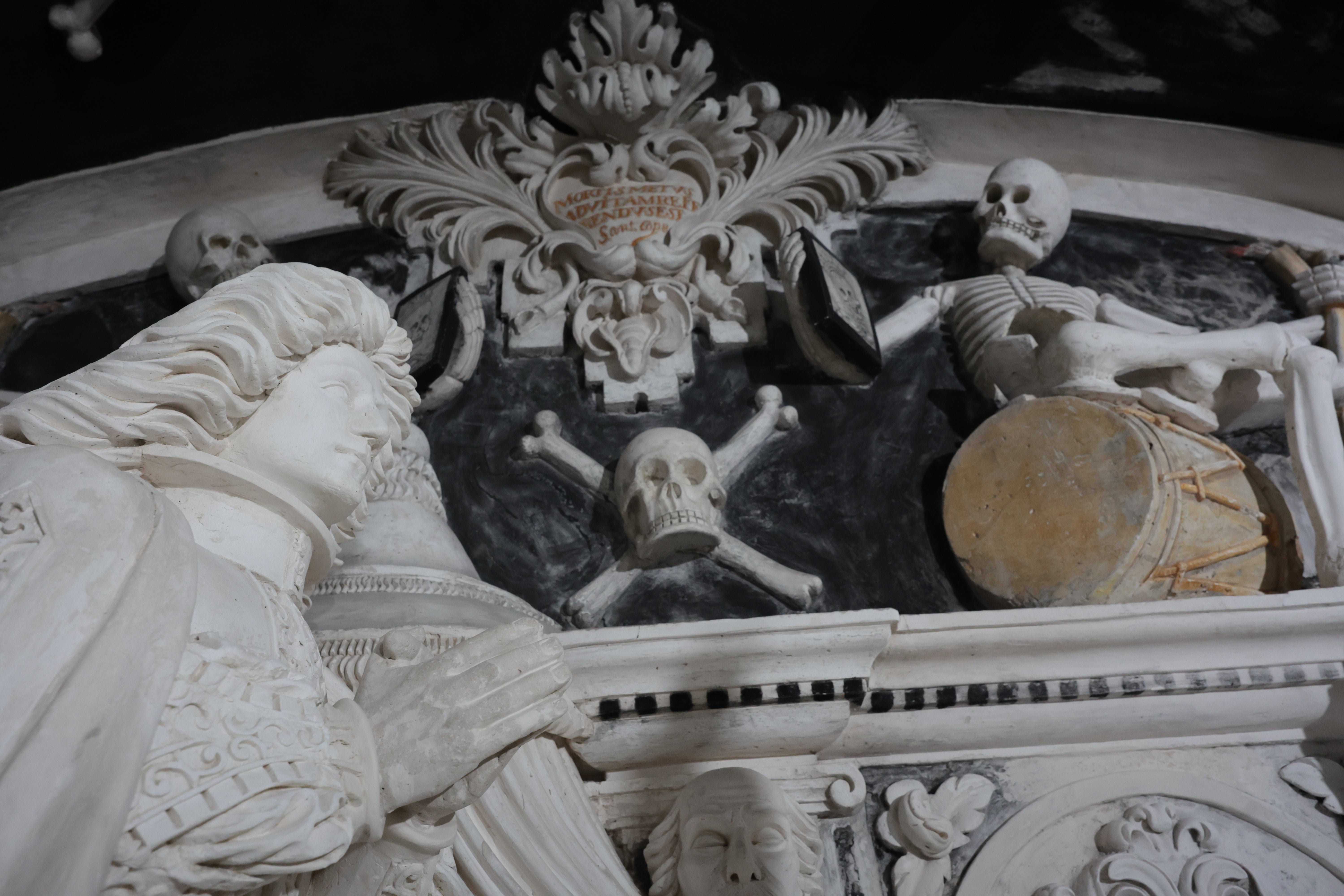 Restauración de la cripta del santuario de la Victoria