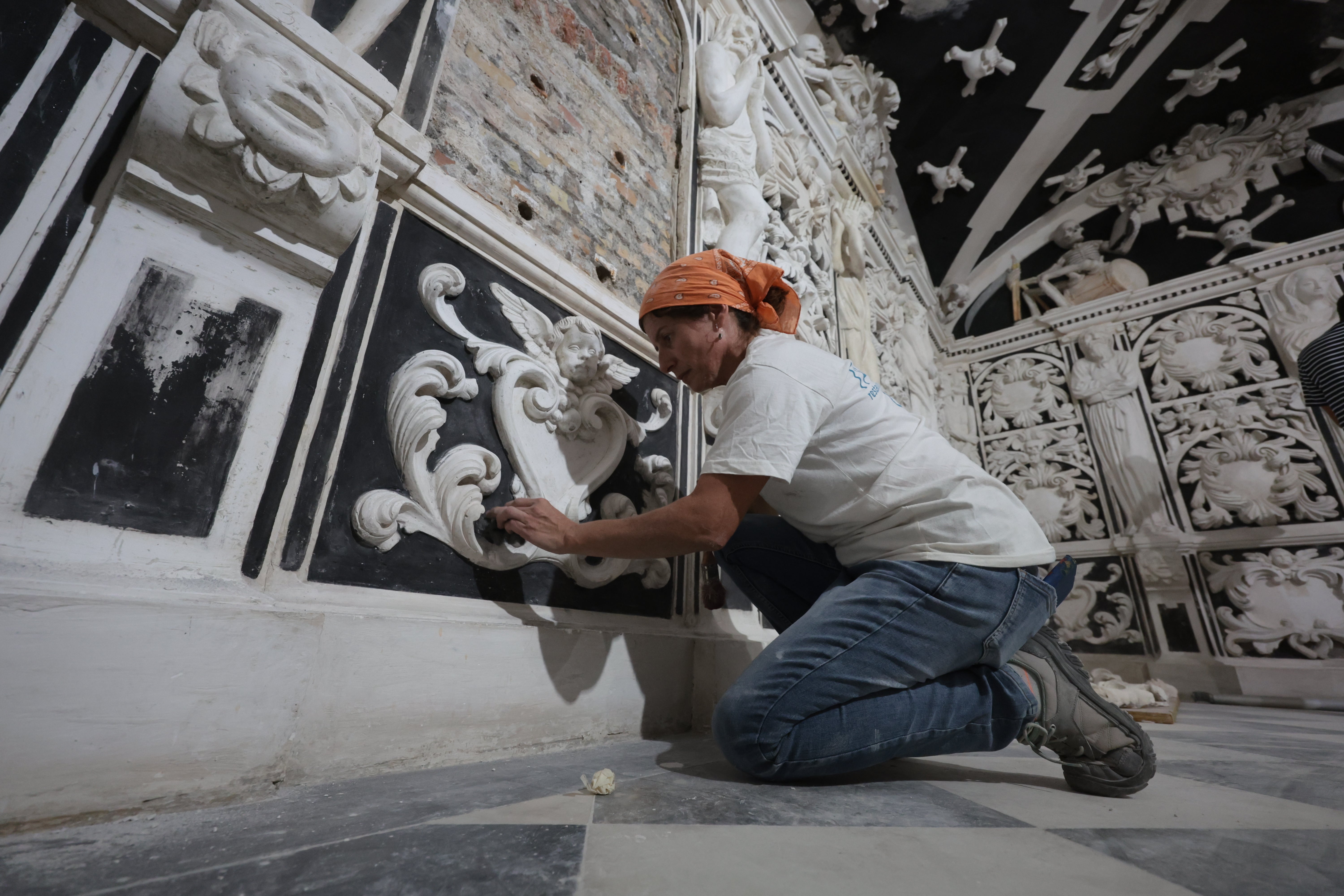 Restauración de la cripta del santuario de la Victoria