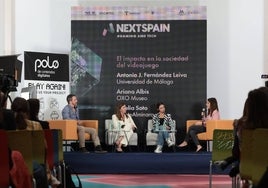 Antonio J. Fernández, Ana Pérez-Bryan, Ariana Albis y Noelia Soto, en uno de los debates de la jornada, en el Polo Digital.